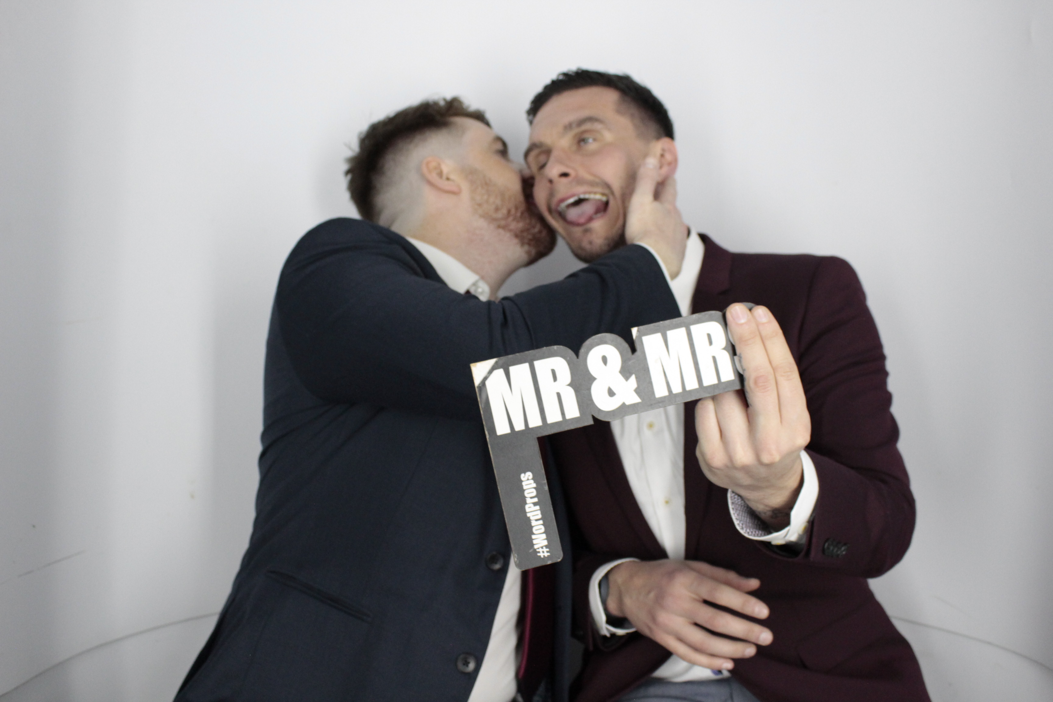Andy & Leah's Wedding | View more photos from the event at gallery.myphotoboothexperience.co.uk/u/MyPhotoBoothExperienceLtd/Andy-Leahs-Wedding